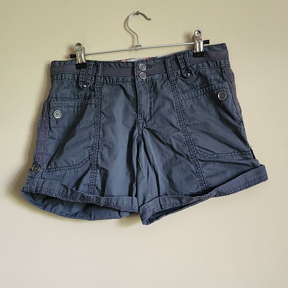 Unionbay Womens/Juniors Gray Shorts Size 5